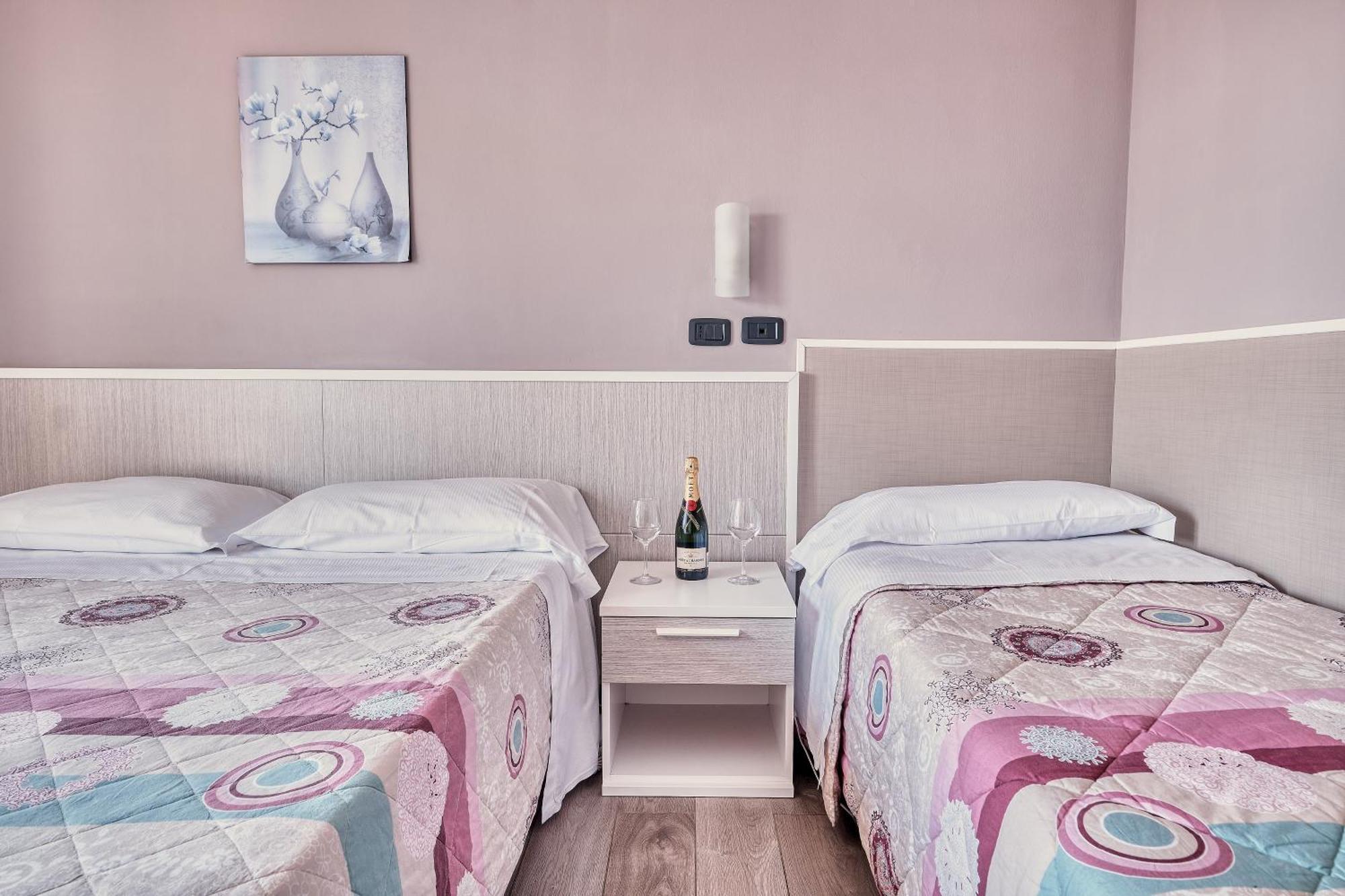Hotel Astoria 보르디게라 외부 사진