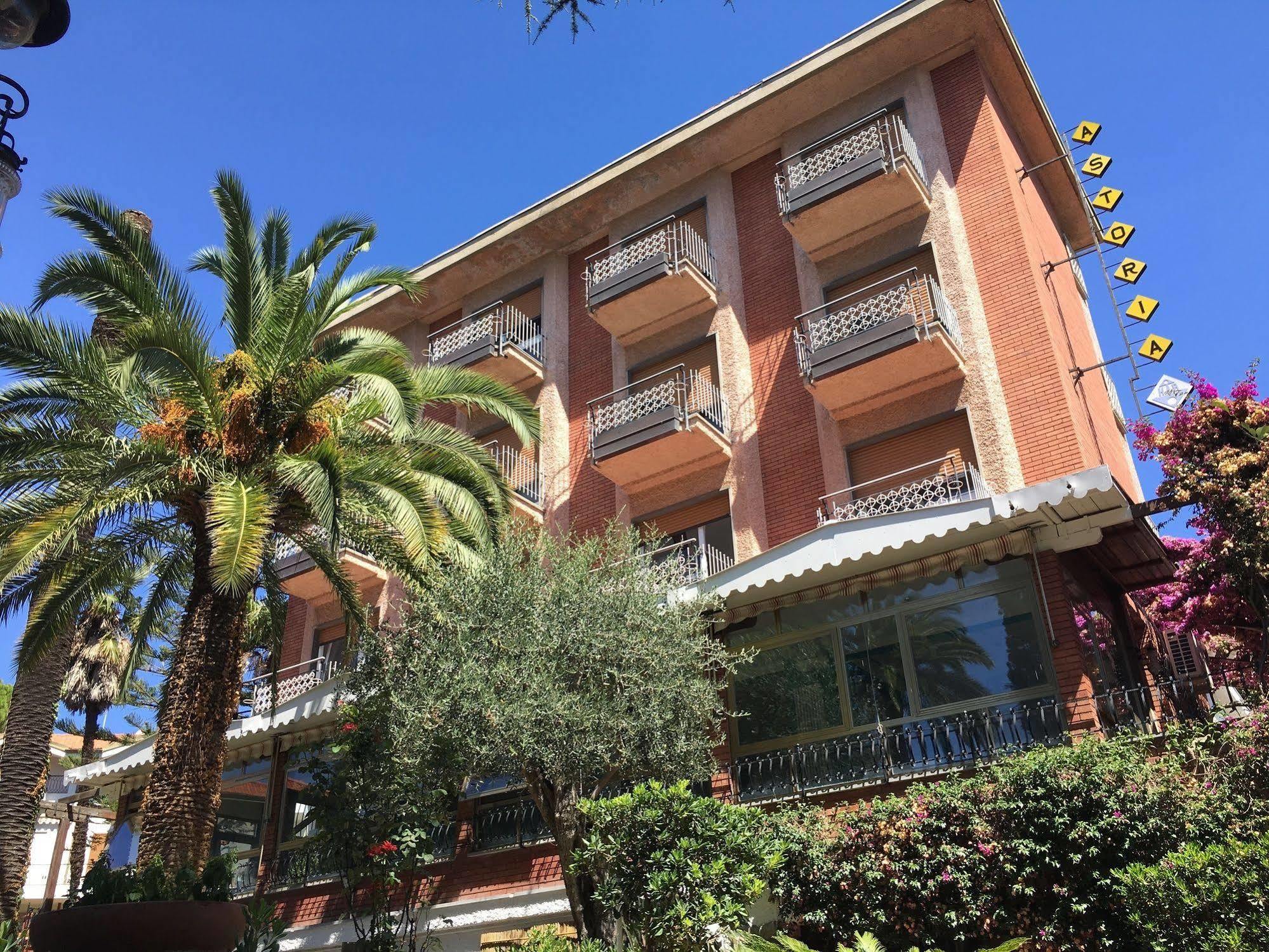 Hotel Astoria 보르디게라 외부 사진