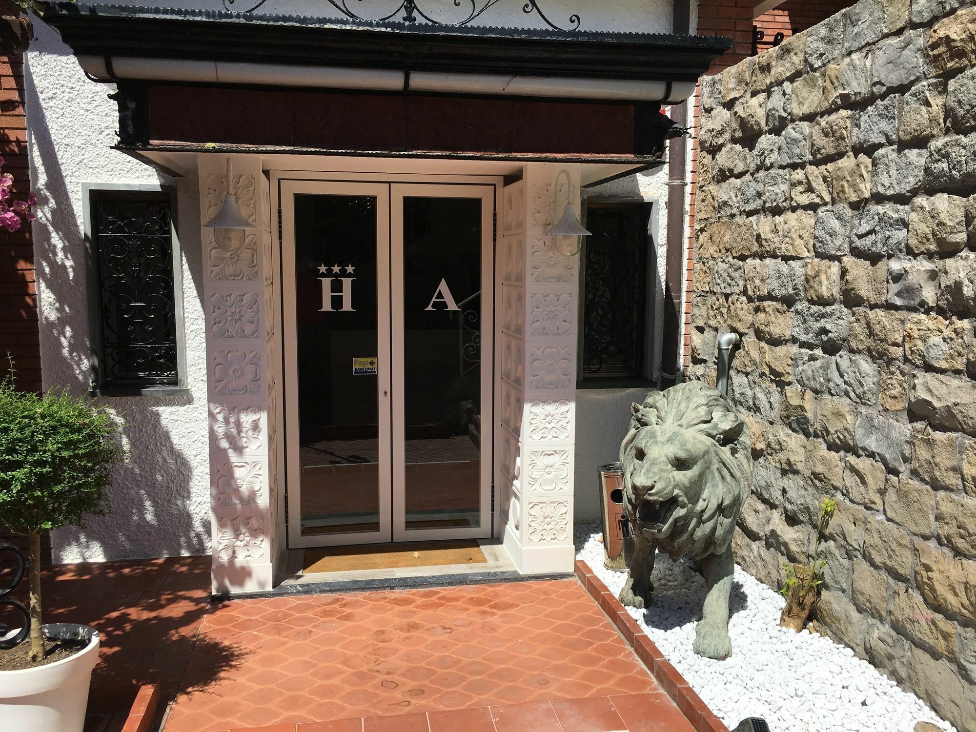 Hotel Astoria 보르디게라 외부 사진