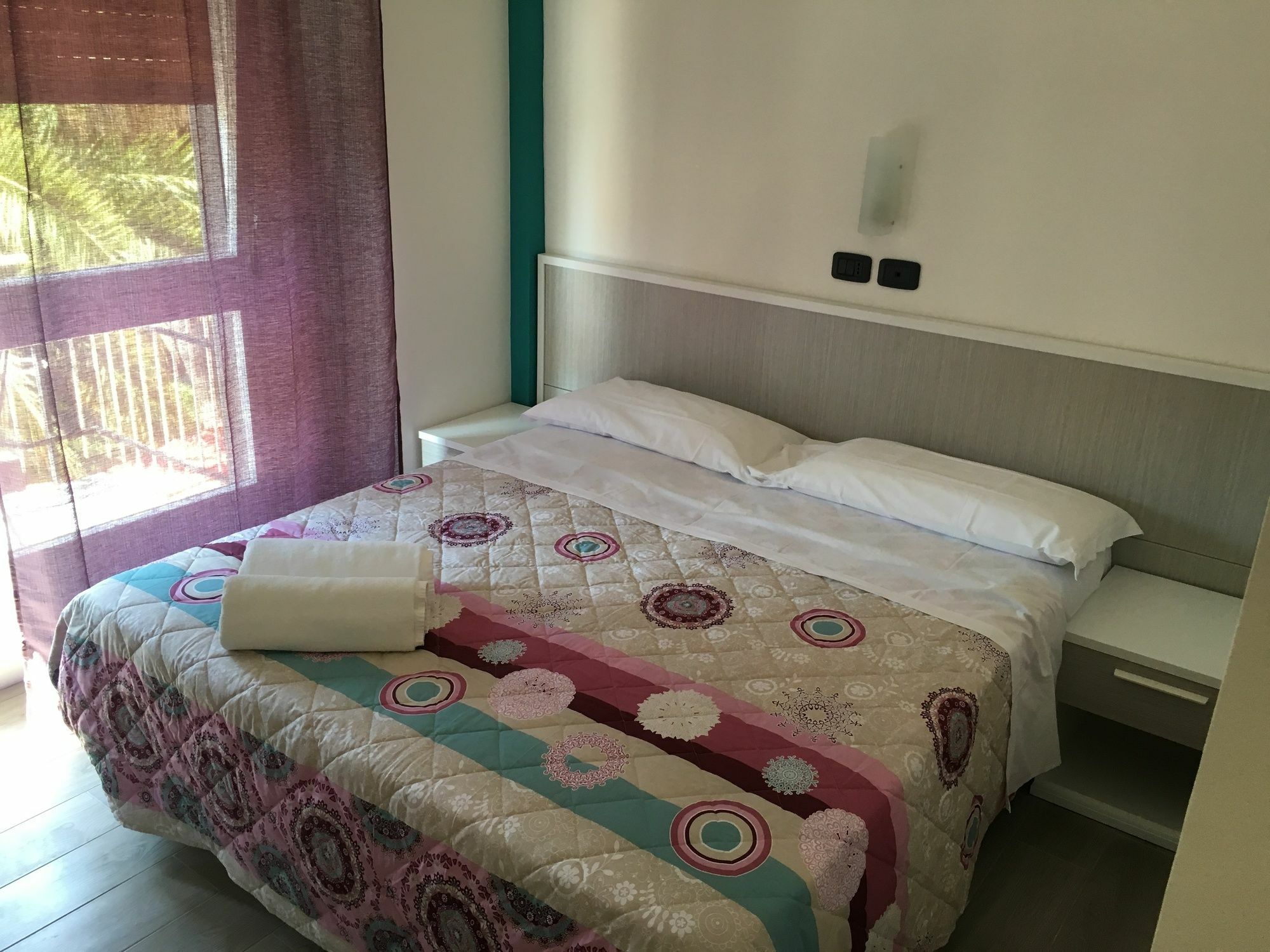 Hotel Astoria 보르디게라 외부 사진